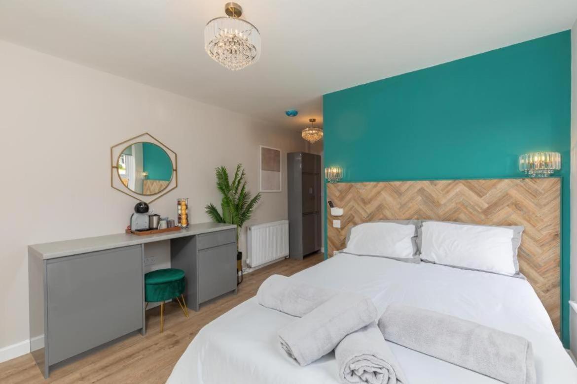 Ocean Studio Apartments 리틀햄튼 외부 사진